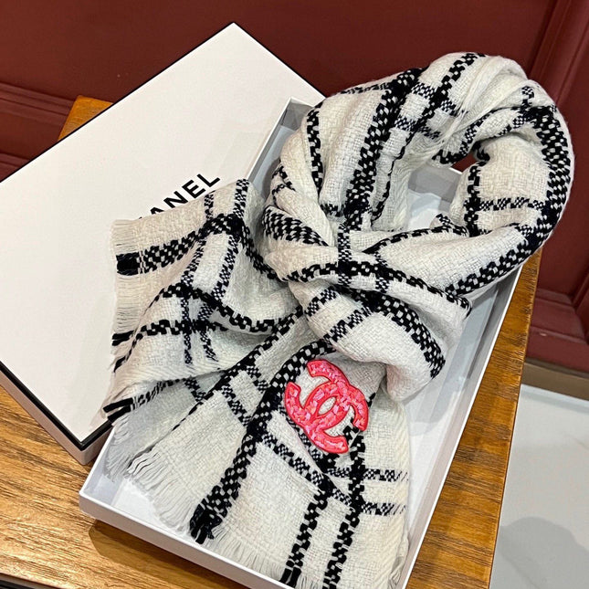 SCARF 190 CM IN WHITE MIX BLACK CASHMERE WITH RED LOGO 396472