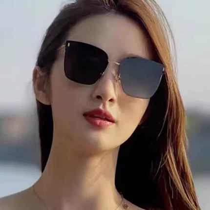 MONTAIGNE SUNGLASS CD4641 IN METAL