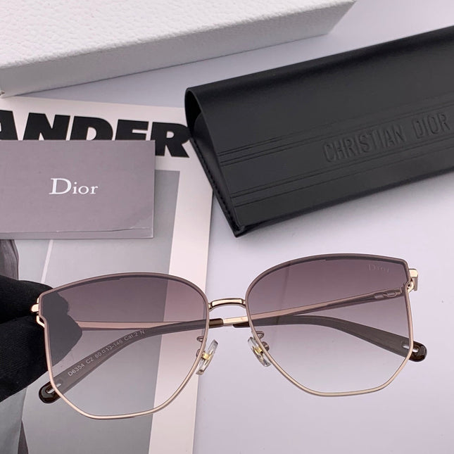 MONTAIGNE SUNGLASS CD4635 IN ACETATE