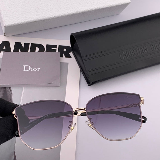 MONTAIGNE SUNGLASS CD4635 IN ACETATE