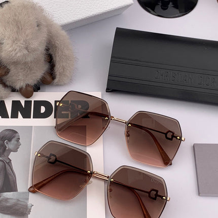 MONTAIGNE SUNGLASS CD3022 IN BROWN METAL