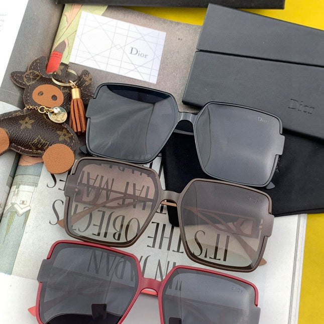 MONTAIGNE SUNGLASS D5541 IN METAL