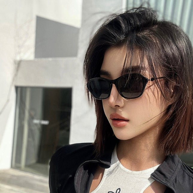 OVAL FRAME SUNGLASSES G4906 IN ACETATE AND METAL