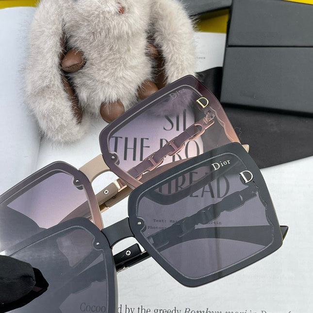 MONTAIGNE SUNGLASS CD5302 IN ACETATE EMBOSSED LOGO