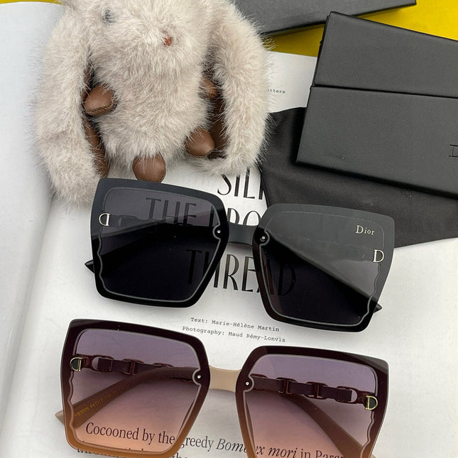 MONTAIGNE SUNGLASS CD5302 IN ACETATE EMBOSSED LOGO