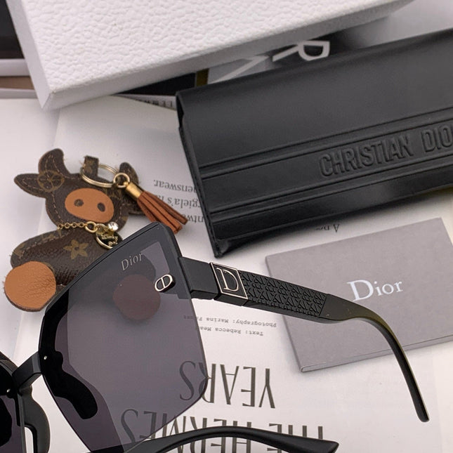 MONTAIGNE SUNGLASS D9805 IN ACETATE