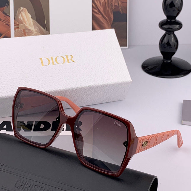 MONTAIGNE SUNGLASS CD0822 IN ACETATE