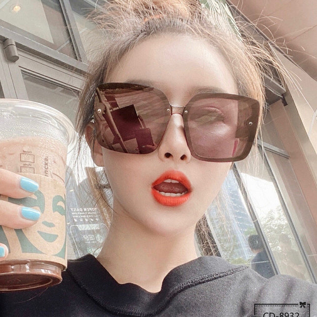 MONTAIGNE SUNGLASS CD0822 IN ACETATE