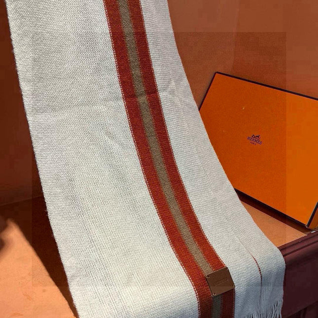 GUCCI 25S SCARF 180 IN CASHMERE 711250