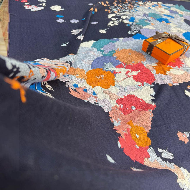 HERMES 25S SCARF 140 IN SILK 724765