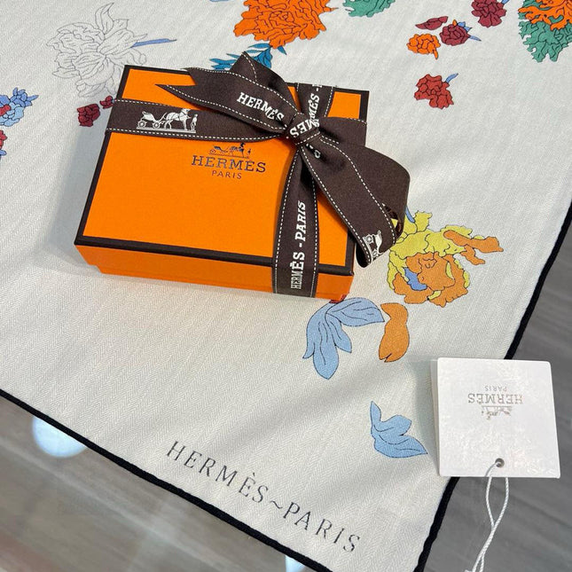 HERMES 25S SCARF 140 IN SILK 724766