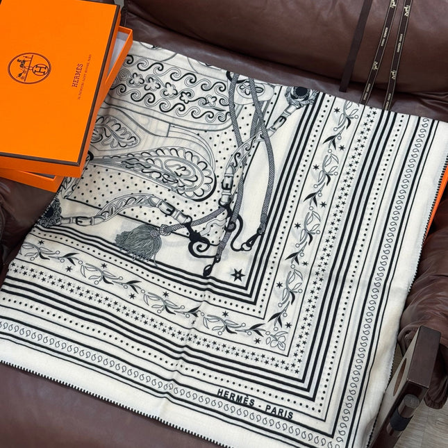 HERMES 25S SCARF 140 IN CASHMERE SILK 727316