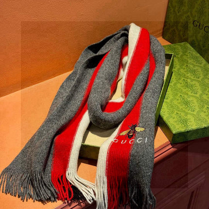 GUCCI 25S SCARF 180 IN CASHMERE 730565