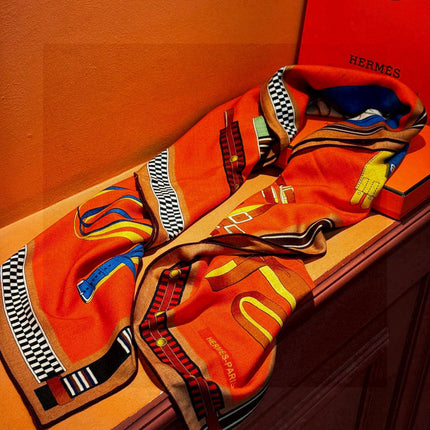 HERMES 25S SCARF 140 IN SILK AND CASHMERE 735809