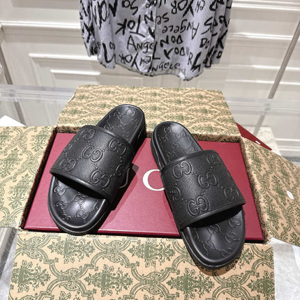 GG SANDALS 25S IN BLACK LAMBSKIN EMBOSSED LOGO