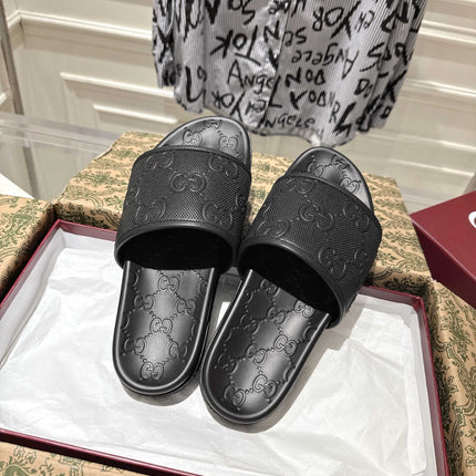 GG SANDALS 25S IN BLACK LAMBSKIN EMBOSSED LOGO