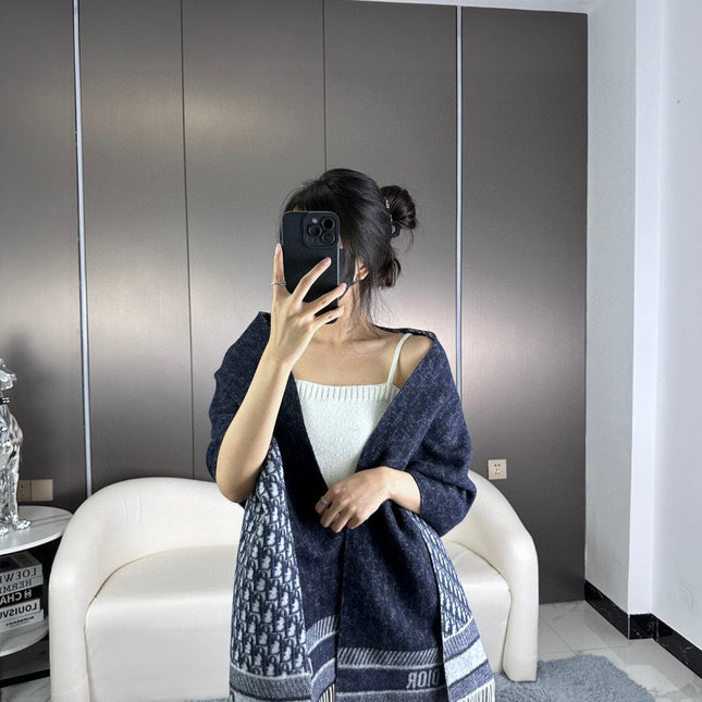 SCARF IN NAVY BLUE MONOGRAM CASHMERE 413719