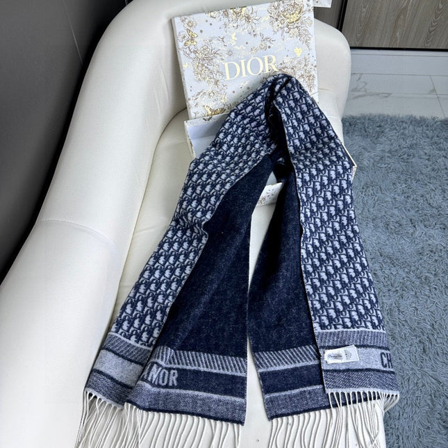 SCARF IN NAVY BLUE MONOGRAM CASHMERE 413719