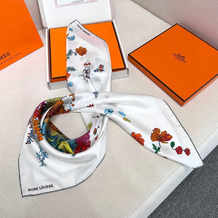 HERMES 25S SCARF 90 IN SILK 729028