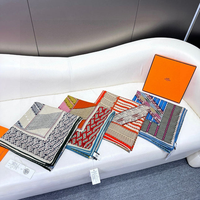 HERMES 25S SCARF 140 IN SILK 727340