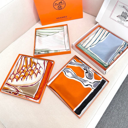 HERMES 25S SCARF 90 IN SILK TWILL 733937
