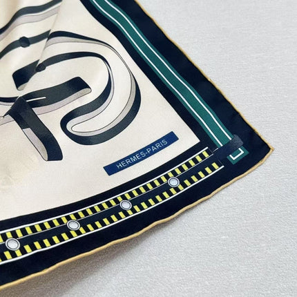 HERMES 25S SCARF 90 IN SILK 735841