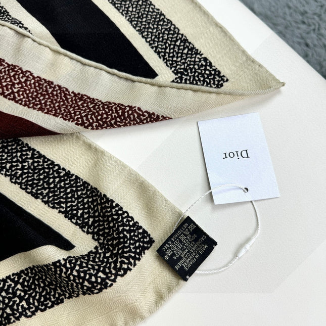 DIOR SCARF 140 CM IN CASHMERE-SILK BLEND 699255