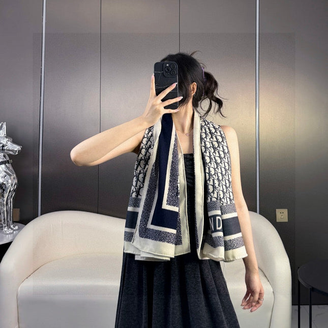 DIOR SCARF 140 CM IN CASHMERE-SILK BLEND 699256
