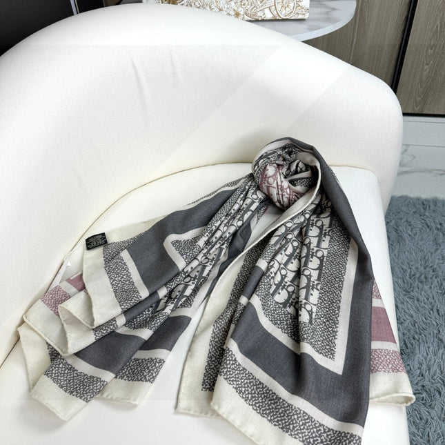 DIOR SCARF 140 CM IN CASHMERE-SILK BLEND 699256