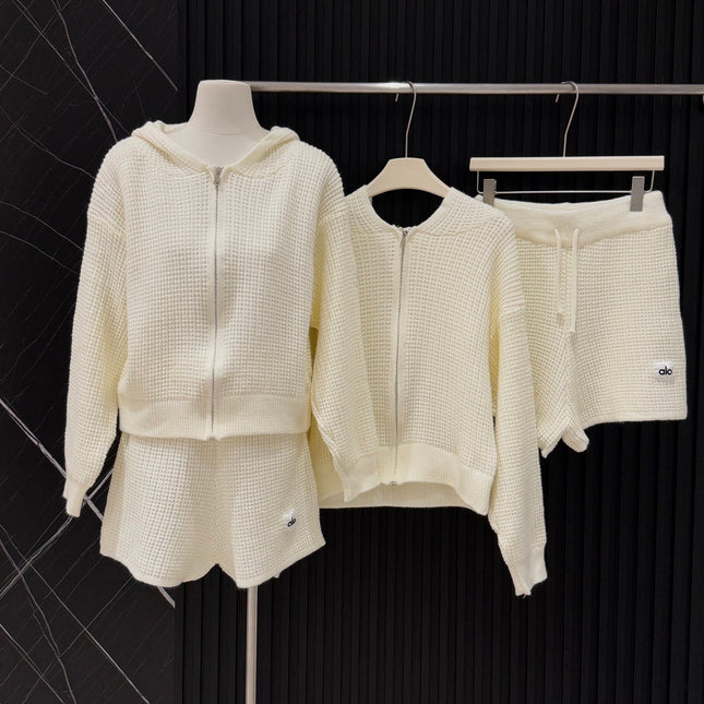 ALO KNIT CARDIGAN & SHORTS SET STYLE 31