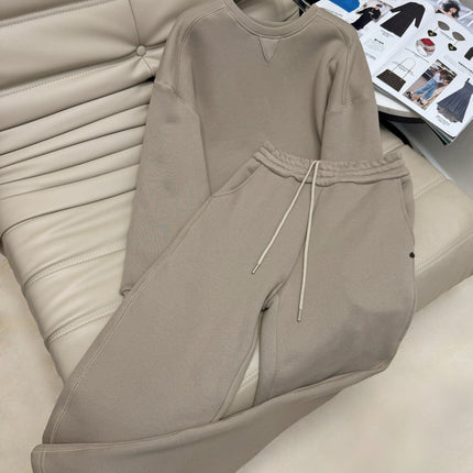 ALO SWEATSUIT SET STYLE 8