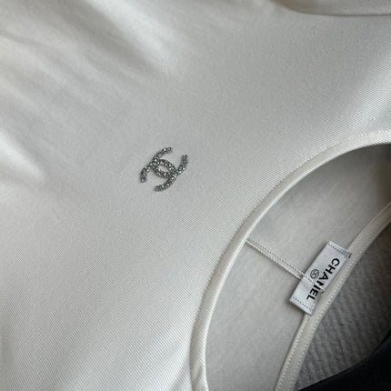 CHANEL LONG-SLEEVE T-SHIRT STYLE 28