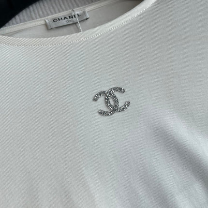 CHANEL LONG-SLEEVE T-SHIRT STYLE 28