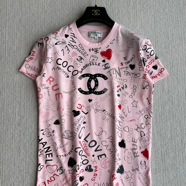 CHANEL PINK LOGO PRINT T-SHIRT