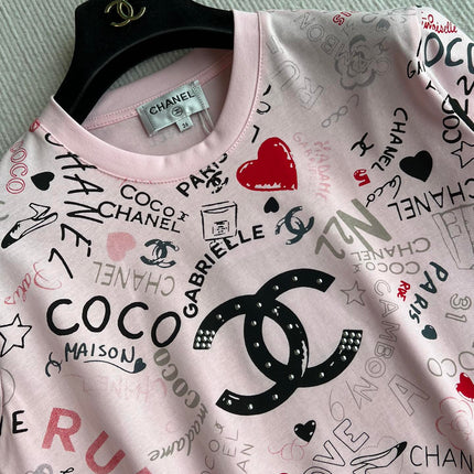 CHANEL PINK LOGO PRINT T-SHIRT