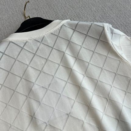CHANEL WHITE SHORT-SLEEVE EMBELLISHED T-SHIRT