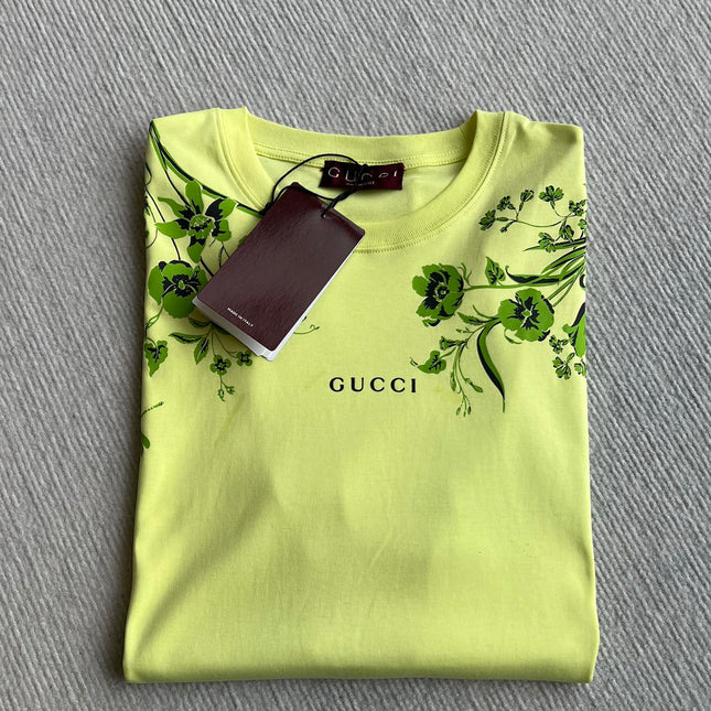 GUCCI SHORT SLEEVE LOGO PRINTED T-SHIRT 275722