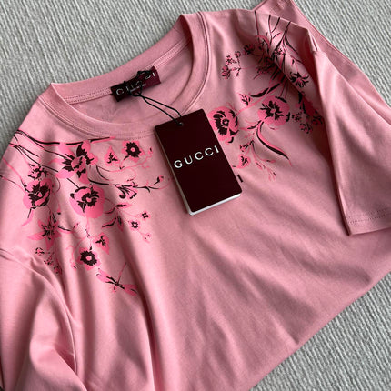GUCCI SHORT SLEEVE LOGO PRINTED T-SHIRT 275723