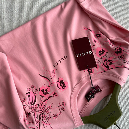GUCCI SHORT SLEEVE LOGO PRINTED T-SHIRT 275723