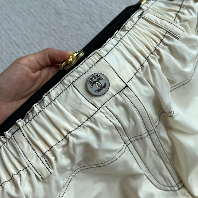 CHANEL BEIGE CASUAL PANTS 269664