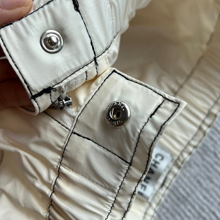 CHANEL BEIGE CASUAL PANTS 269664