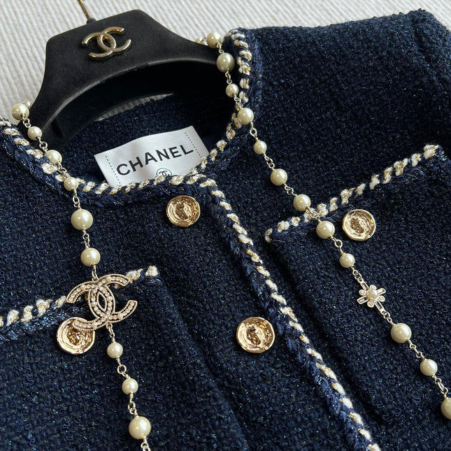 CHANEL SHORT-SLEEVE WOOL JACKET STYLE 29