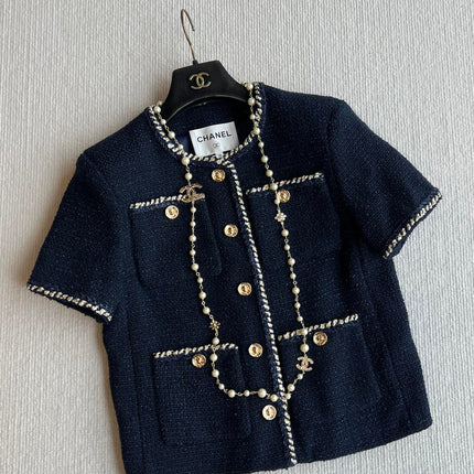 CHANEL SHORT-SLEEVE WOOL JACKET STYLE 29
