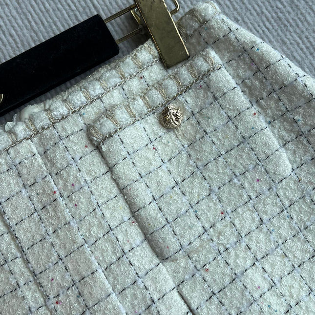 CHANEL MINI SKIRT STYLE 8