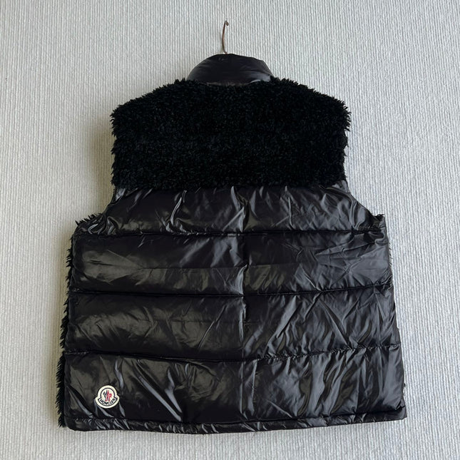 MONCLER 25S DOWN VEST IN BLACK 043