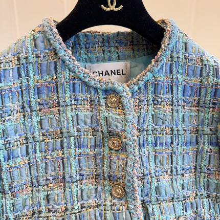 CHANEL WOOL COAT STYLE 42
