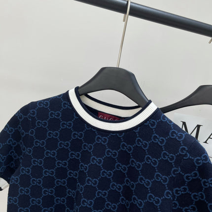GUCCI SHORT-SLEEVE CREW NECK KNIT TOP WITH WHITE TRIM 256819