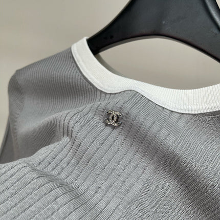 CHANEL SHORT-SLEEVE KNIT SWEATER 259270
