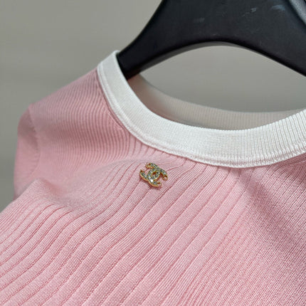 CHANEL SHORT-SLEEVE KNIT SWEATER 259270