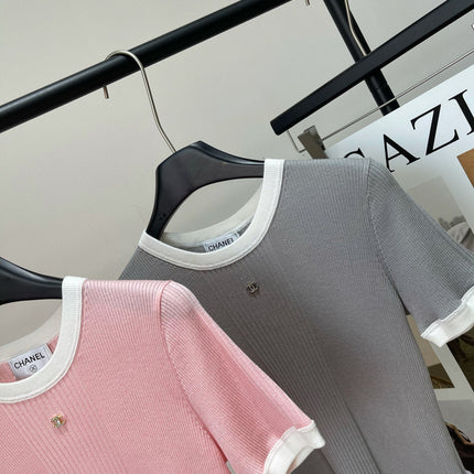 CHANEL SHORT-SLEEVE KNIT SWEATER 259270